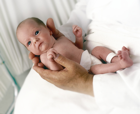 Trẻ sinh thiếu tháng có não tăng trưởng mạnh mẽ nhờ sữa mẹ 1