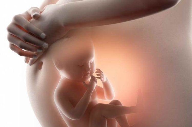 Em bé đang lớn táo bón cũng tăng mức 1 Em bé đang lớn táo bón cũng tăng mức 1